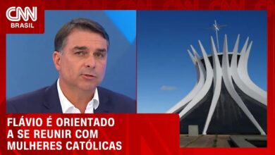 Flávio Bolsonaro mira eleitorado católico na reta final da campanha presidencial