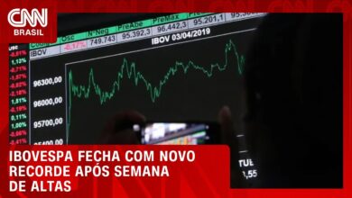Ibovespa bate recorde e fecha acima de 209 mil pontos com alta de 1,38%